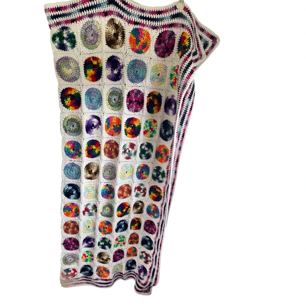 Vtg Handmade Crochet Throw Blanket  Rainbow Circle GrannySquare Boho Afghan61x50